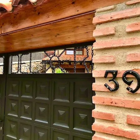 La Casa Del Rio