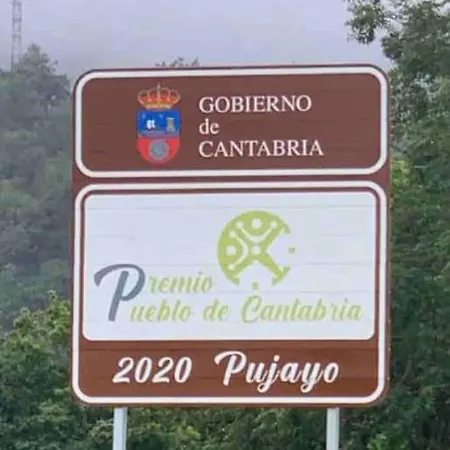 Casa de Férias La Casa Del Rio Pujayo